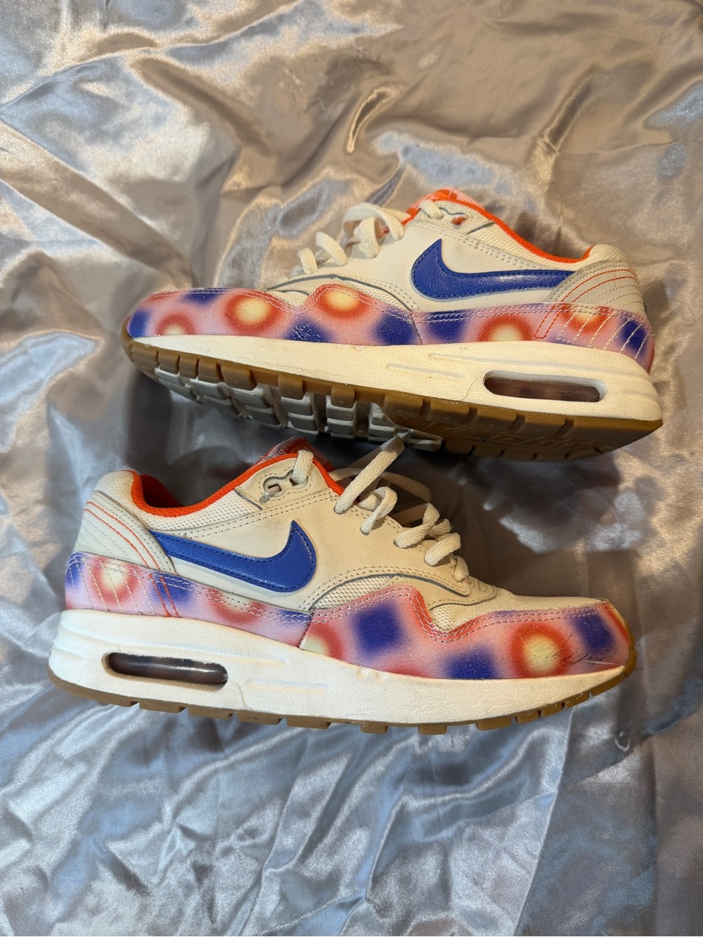 Nike Air Max  Kids White Sneakers with Blue Swoosh and Orange & Purple Pattern